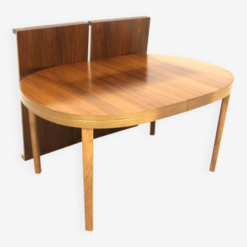 Table de salle à manger scandinave en noyer, Skaraborgs Möbelindustri, Suède, 1960