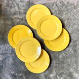 12 yellow earthenware dinner plates