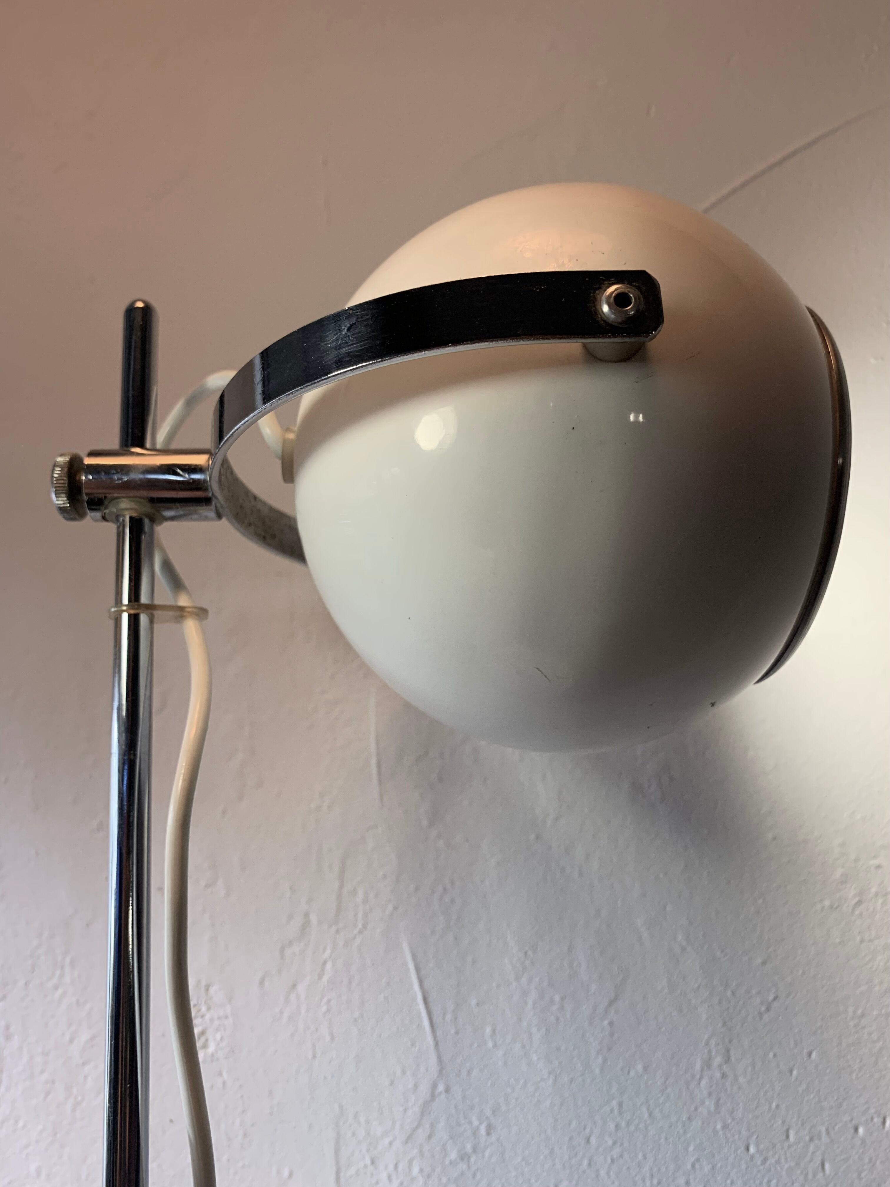 Duo of Delmas house Eyeball lamps