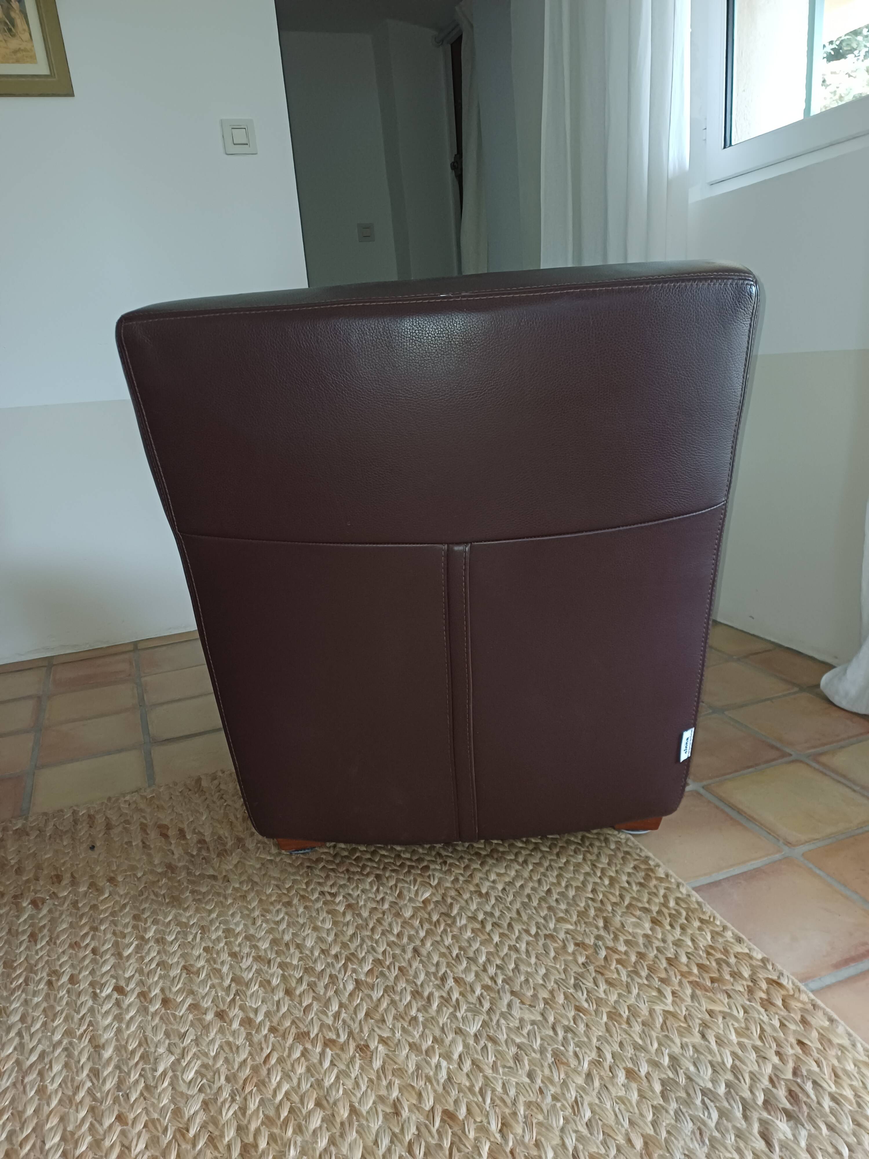 Fauteuil club cuir cinna