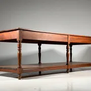 Table drapier belge vers 1920