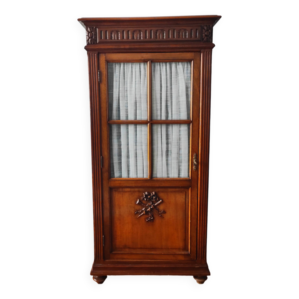 Armoire Parisienne vitrine