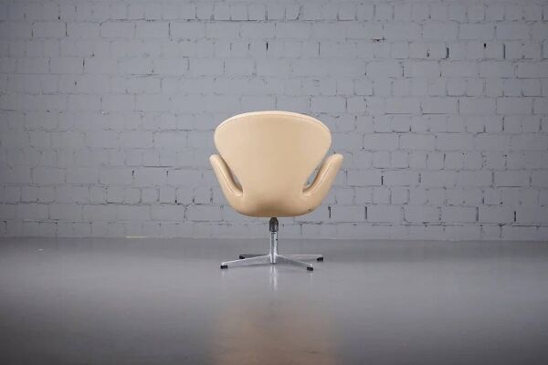 Fauteuil Swan d'Arne Jacobsen pour Fritz Hansen avec fonction d'inclinaison