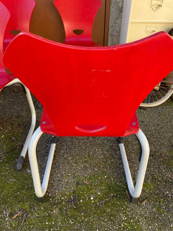 Véritables chaises d’école