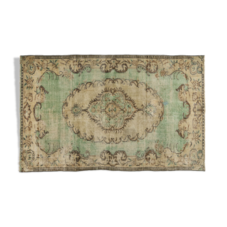 Anatolian handmade vintage rug