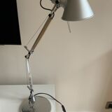 Tolomeo desk lamp
