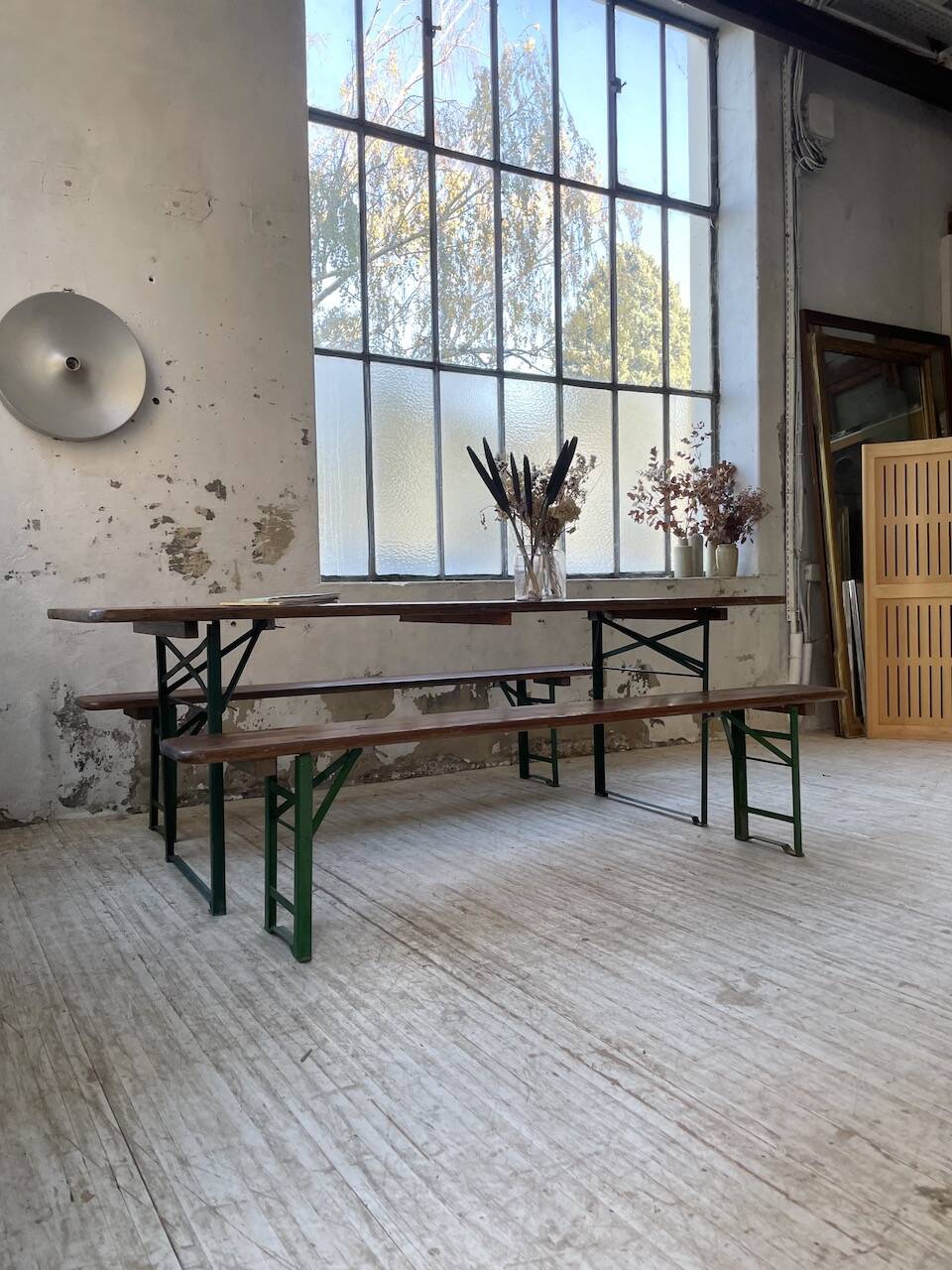 Guinguette table and its 2 benches