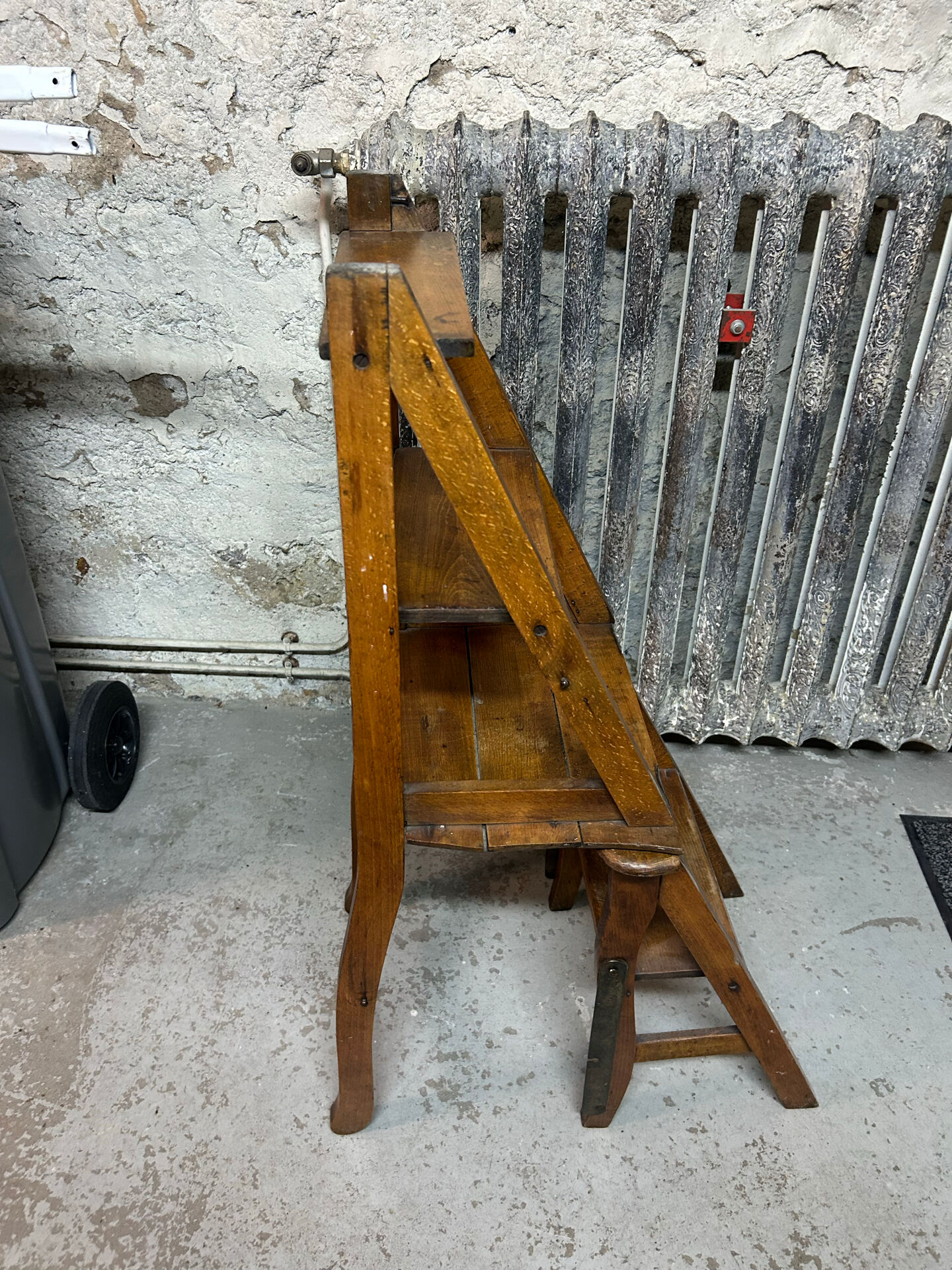 Step stool