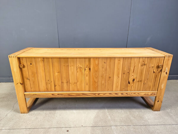 Buffet scandinave en bois de pin, années 1960