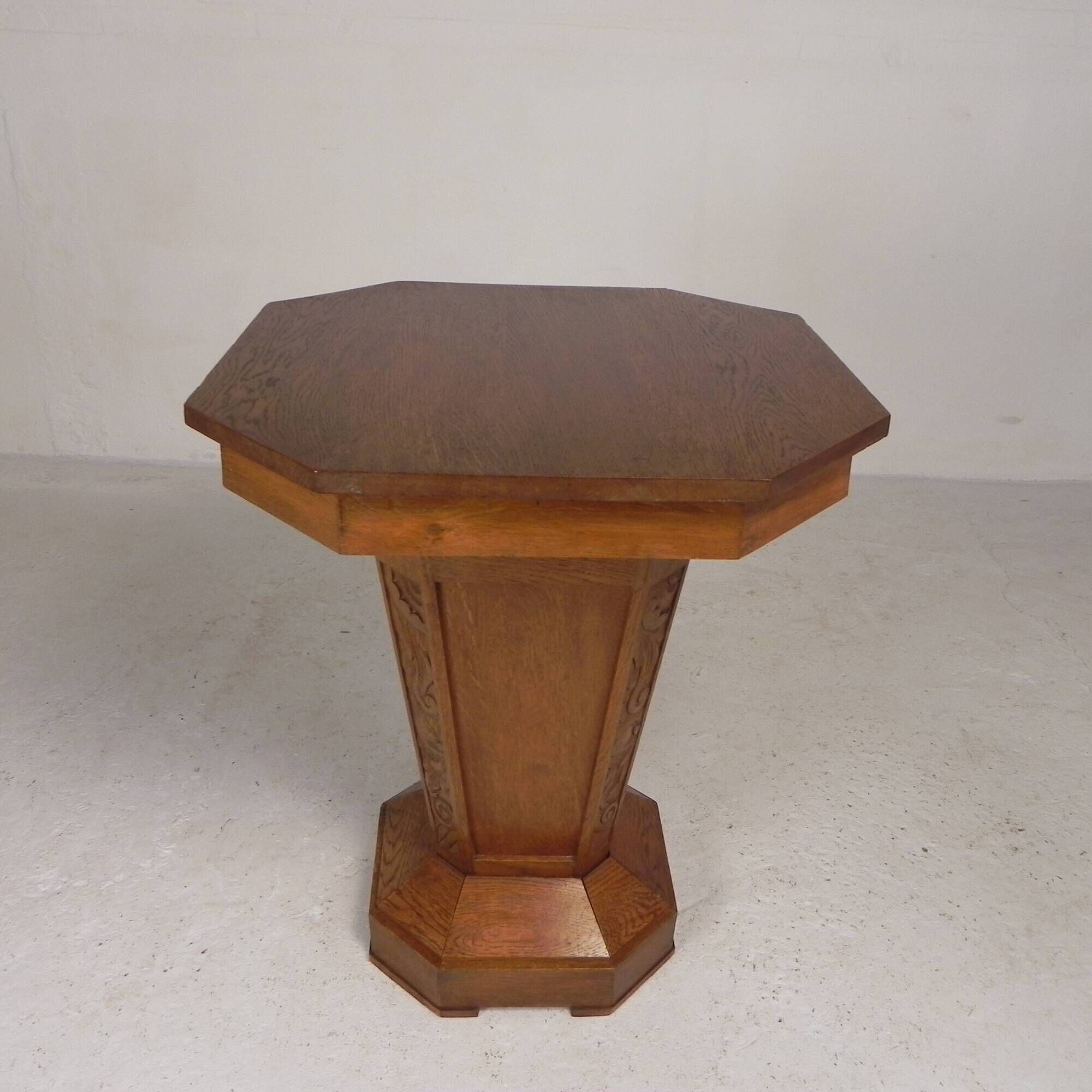 Table d'appoint octogonale Art Déco, chêne, années 1930
