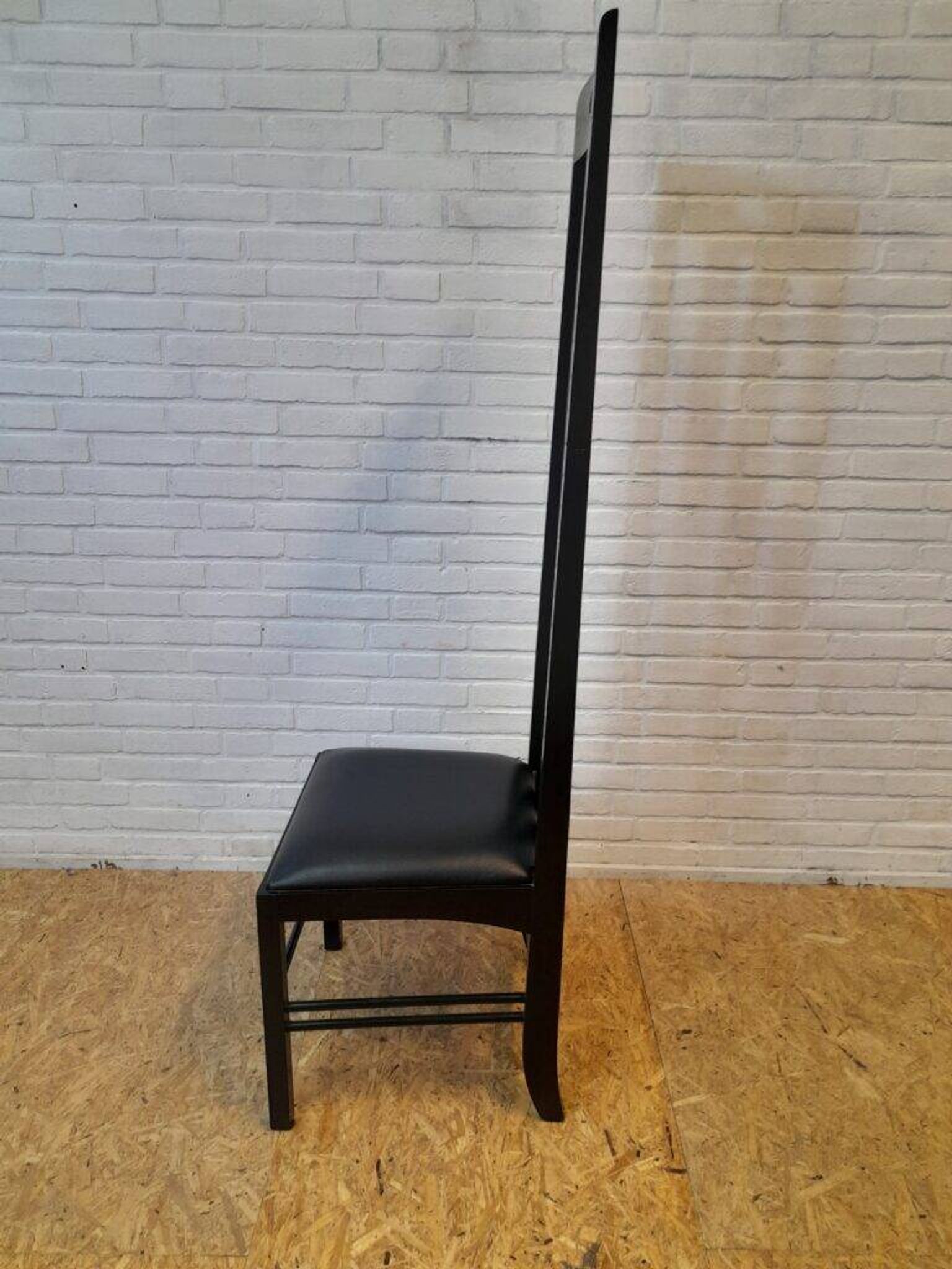 Set of 4 Ingram chairs by Charles Rennie Mackintosh