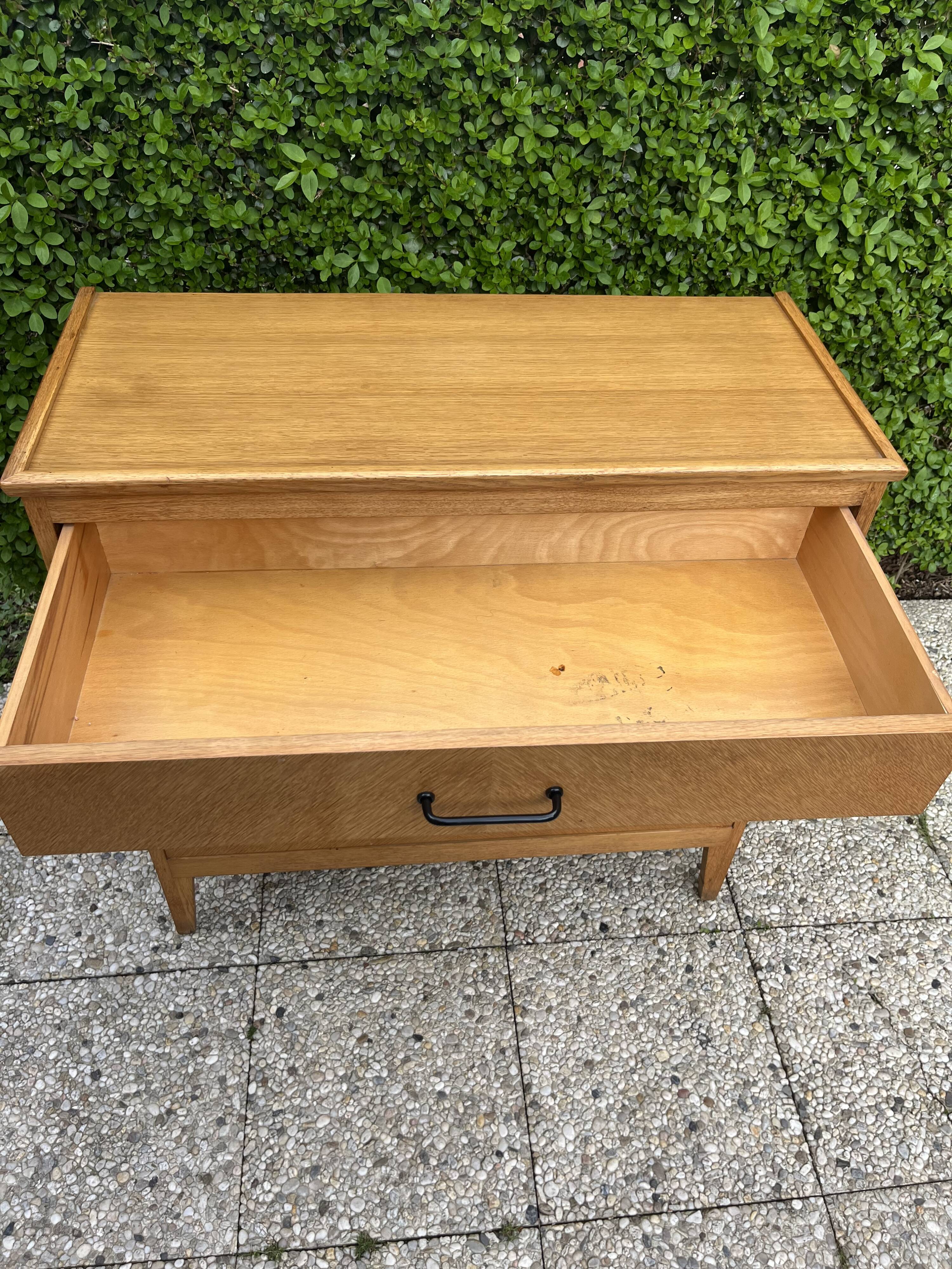 Commode vintage 4 tiroirs chêne clair 1960