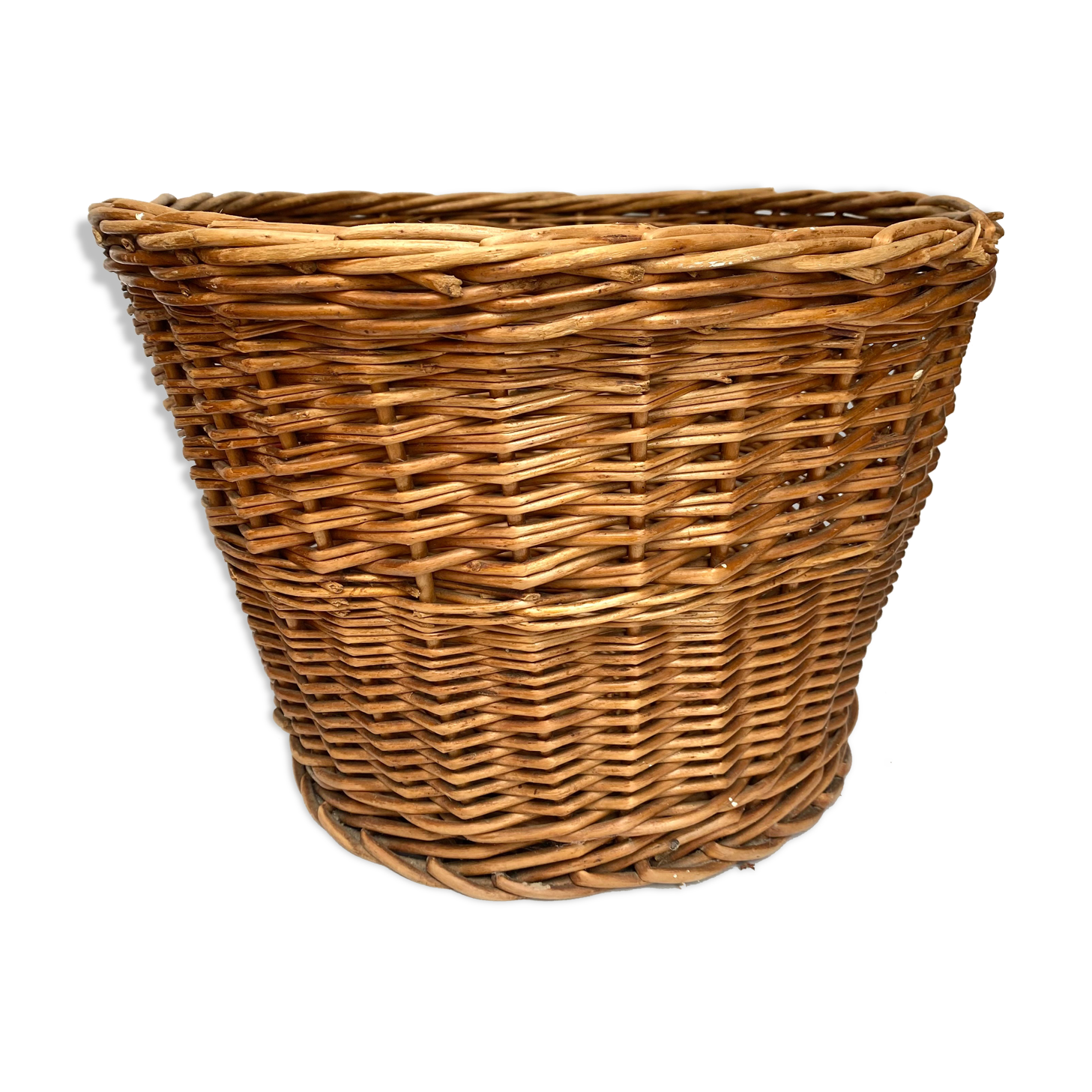 Braided wicker pot cover