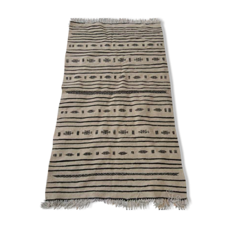 Tapis kilim berbère beige et noir en laine 181x100cm