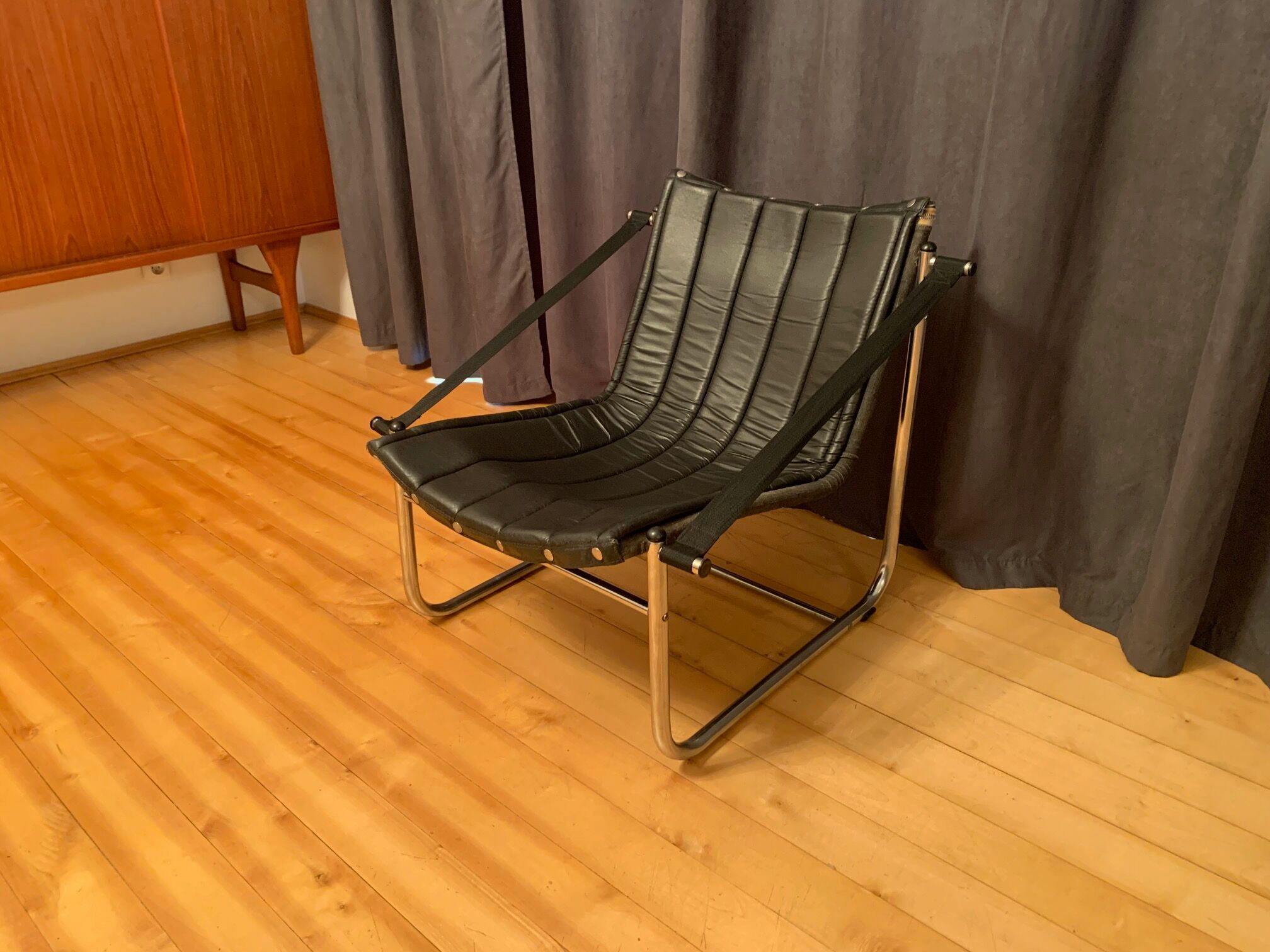 Armchair, Italy, 1970s.