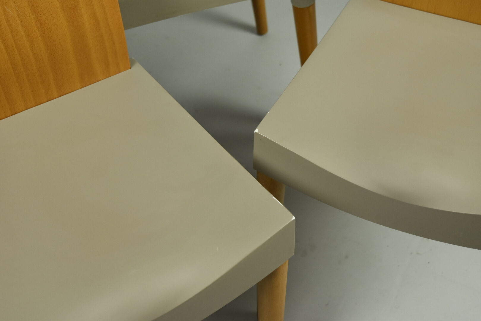 4 miss trip kartell chairs by philippe starck