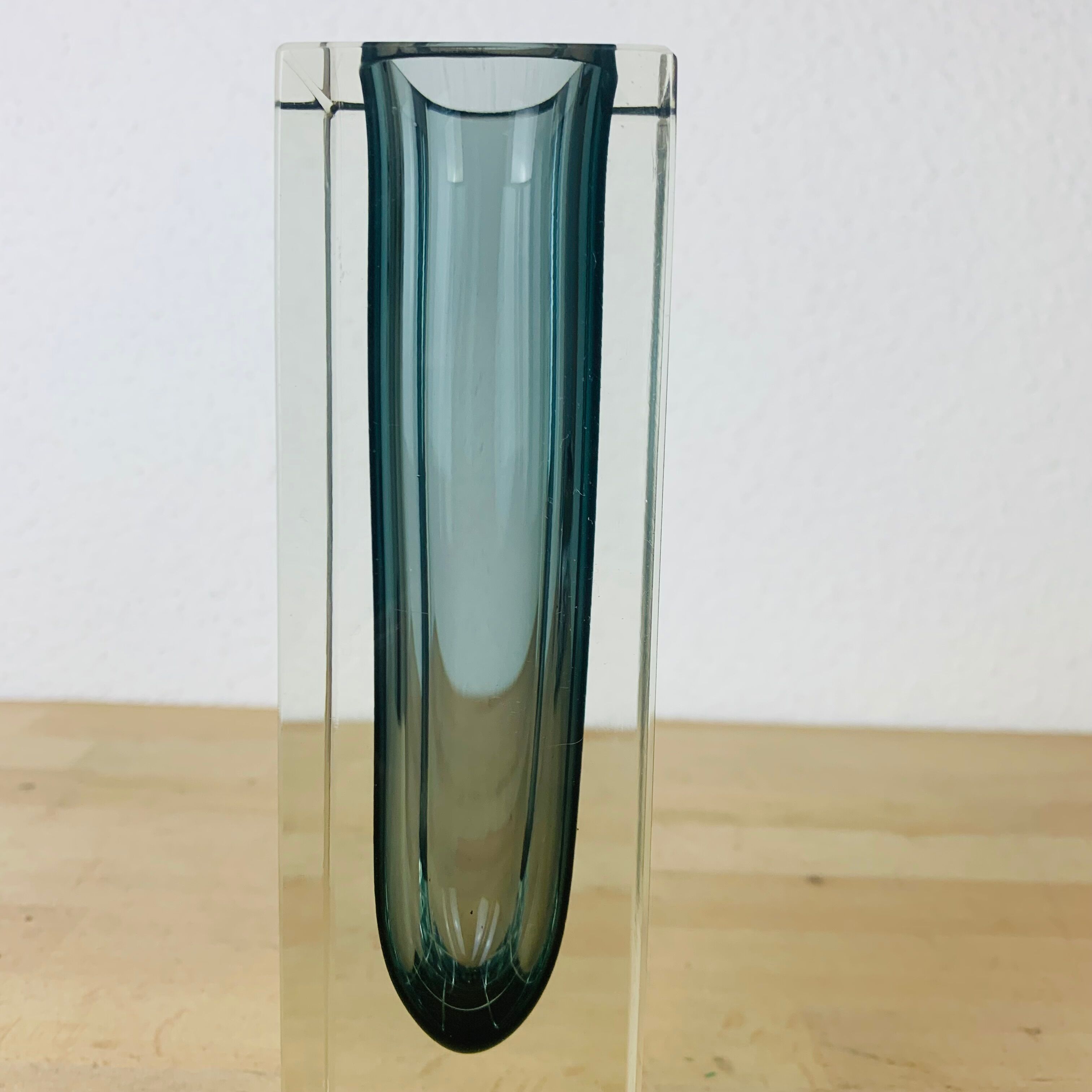 Sommerso vase soliflore in Murano glass