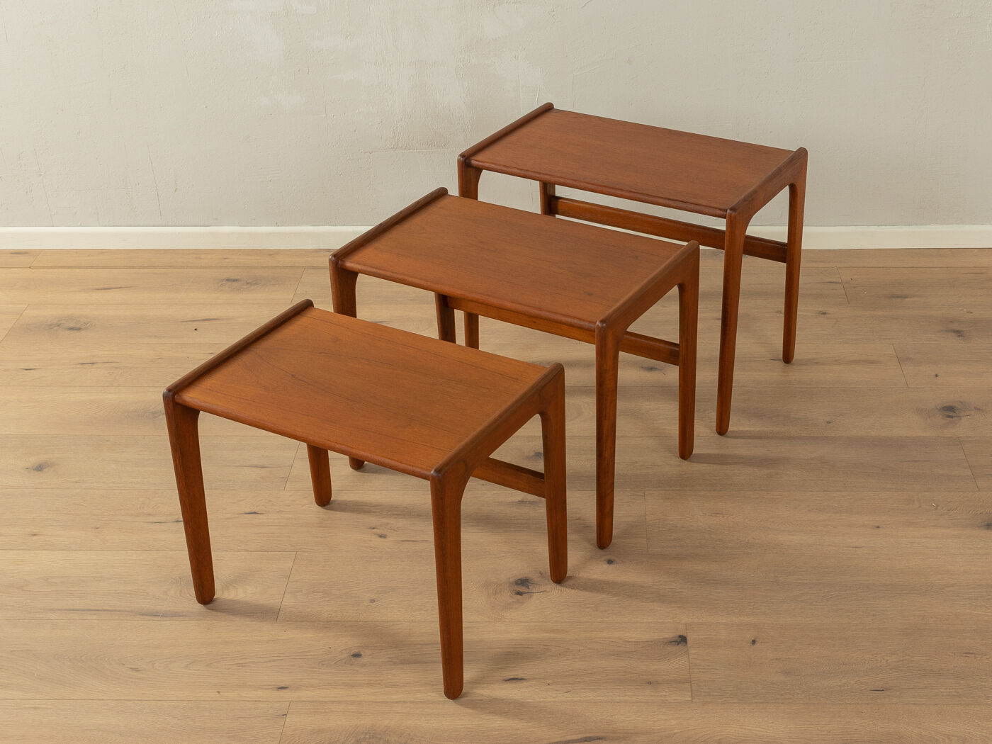 1960s nesting tables