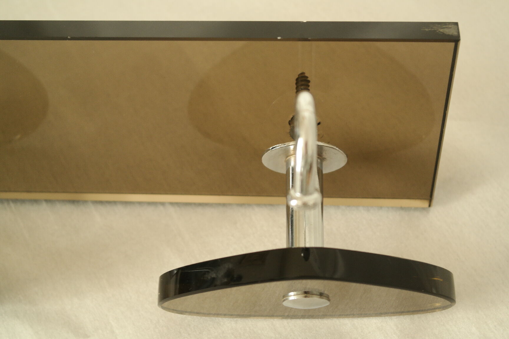 Patère en verre fumé marron années 70