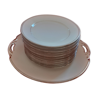 Cake dish with its 11 plates. Limoges porcelain.