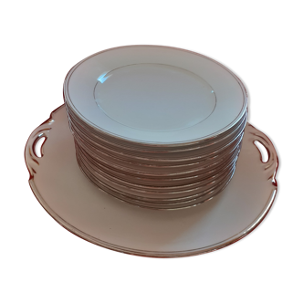 Plat à gâteaux avec ses 11 assiettes porcelaine Limoges.