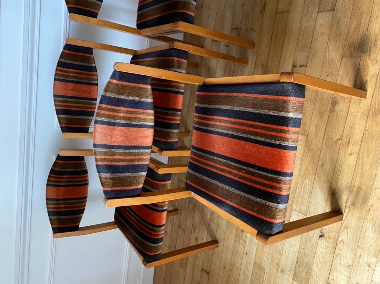 Set of 4 vintage chairs fabric and wood