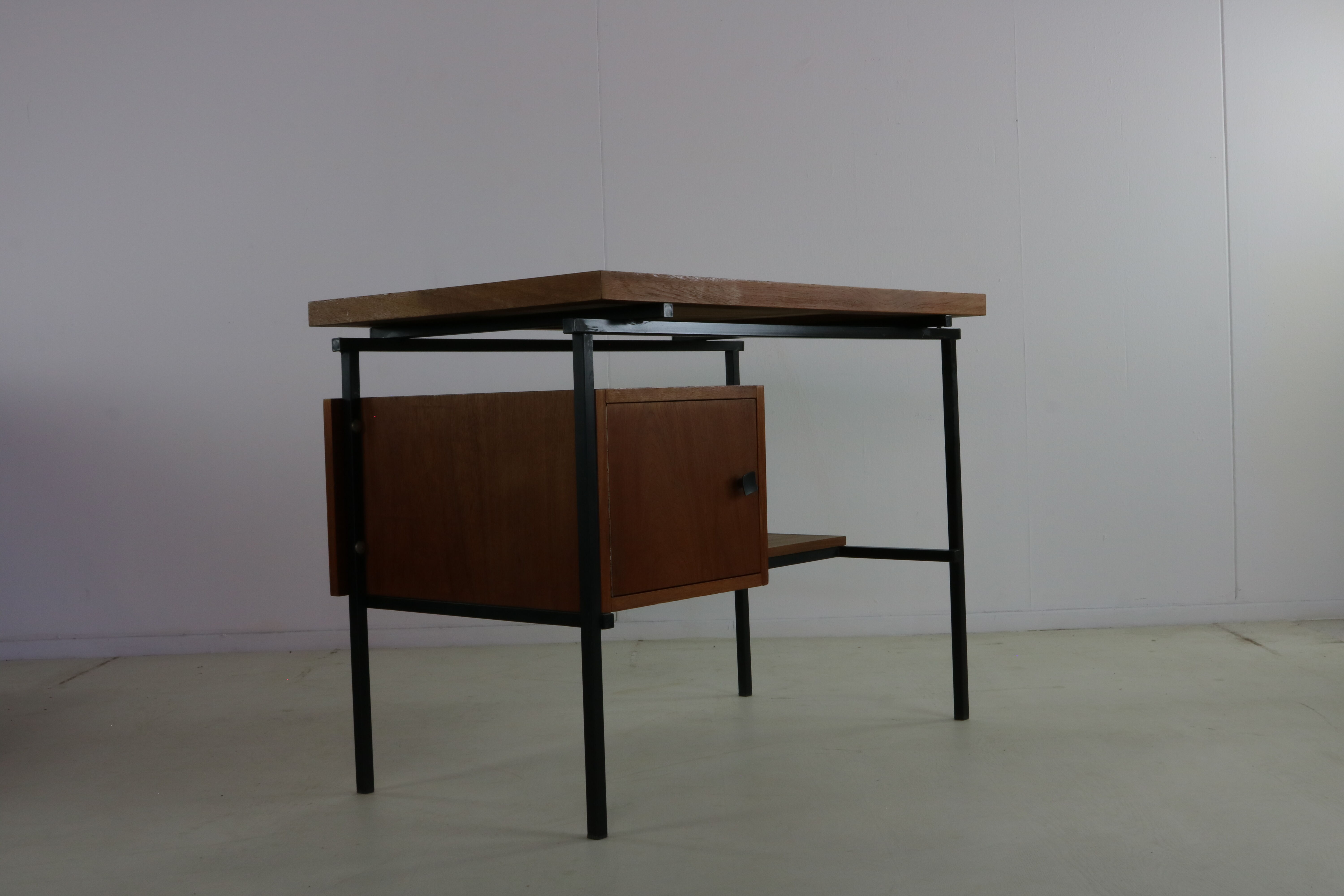 Beautiful belgian design ladies desk in teakwood