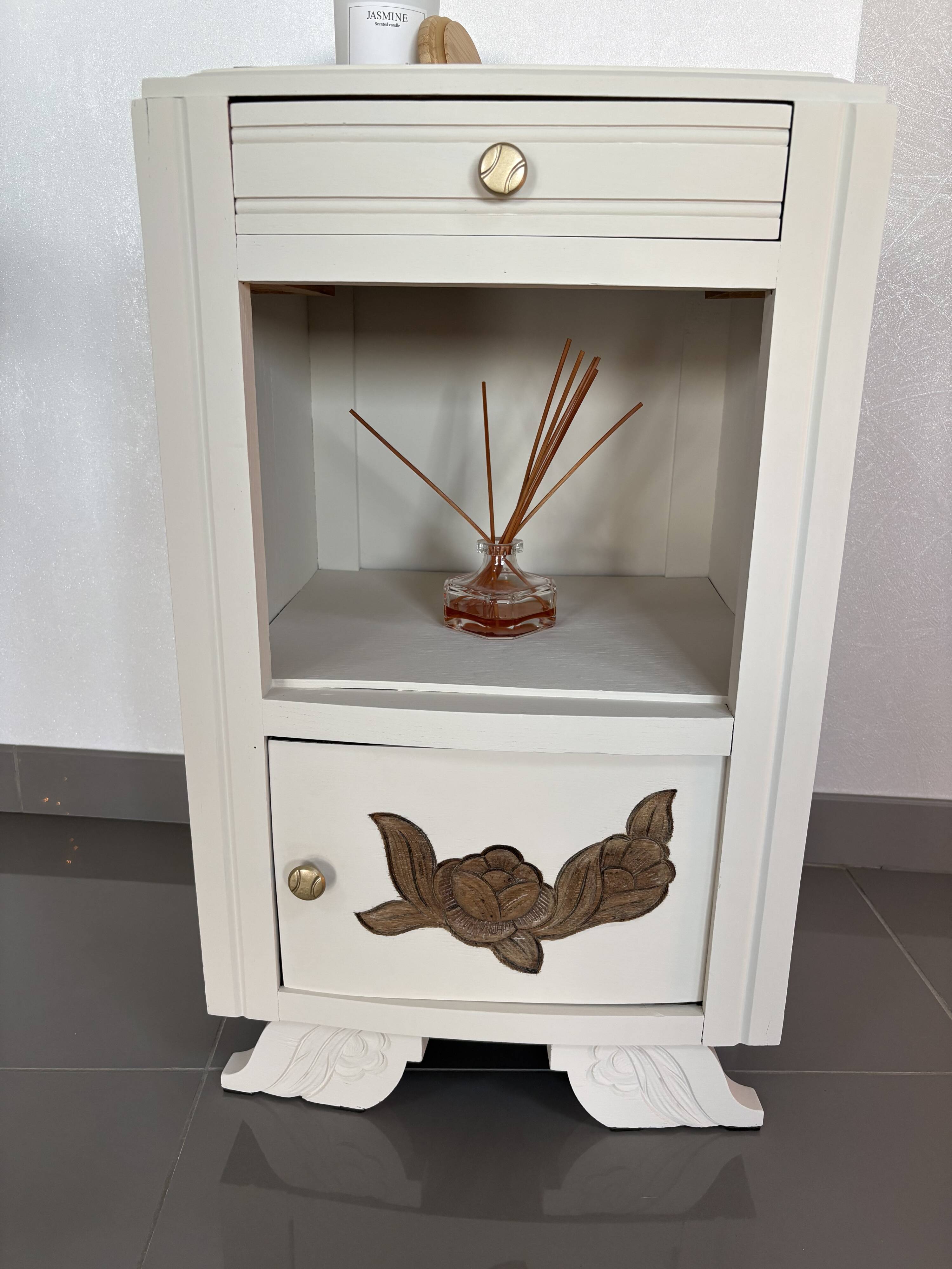 Table de chevet, meuble d'appoint restauré