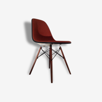 Chair of Charles & Ray Eames, Herman Miller edition.