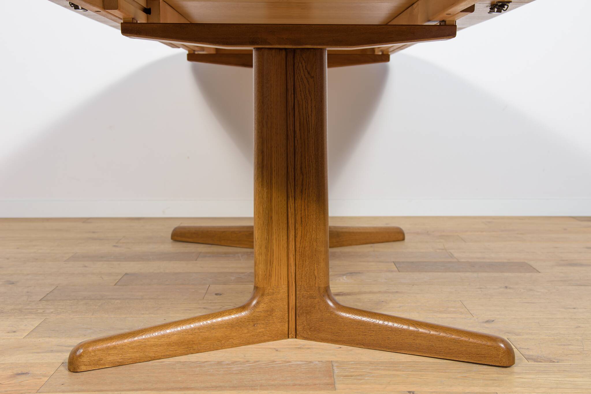 Mid-Century Oak Extendable Table by N. O. Møller for Gudme Furniture Factor
