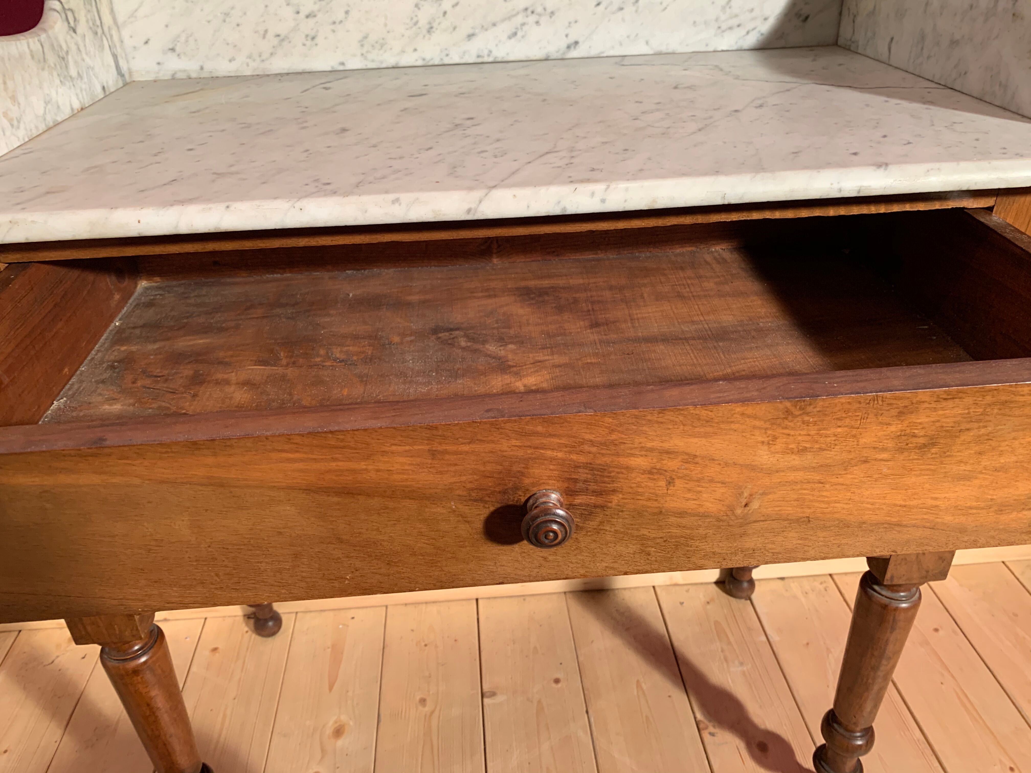 Wooden toilet table - marble