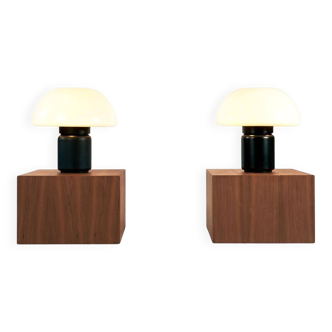 Elio Martinelli 625 mushroom table lamp by Martinelli Luce, Italy, 1960s, 2 available