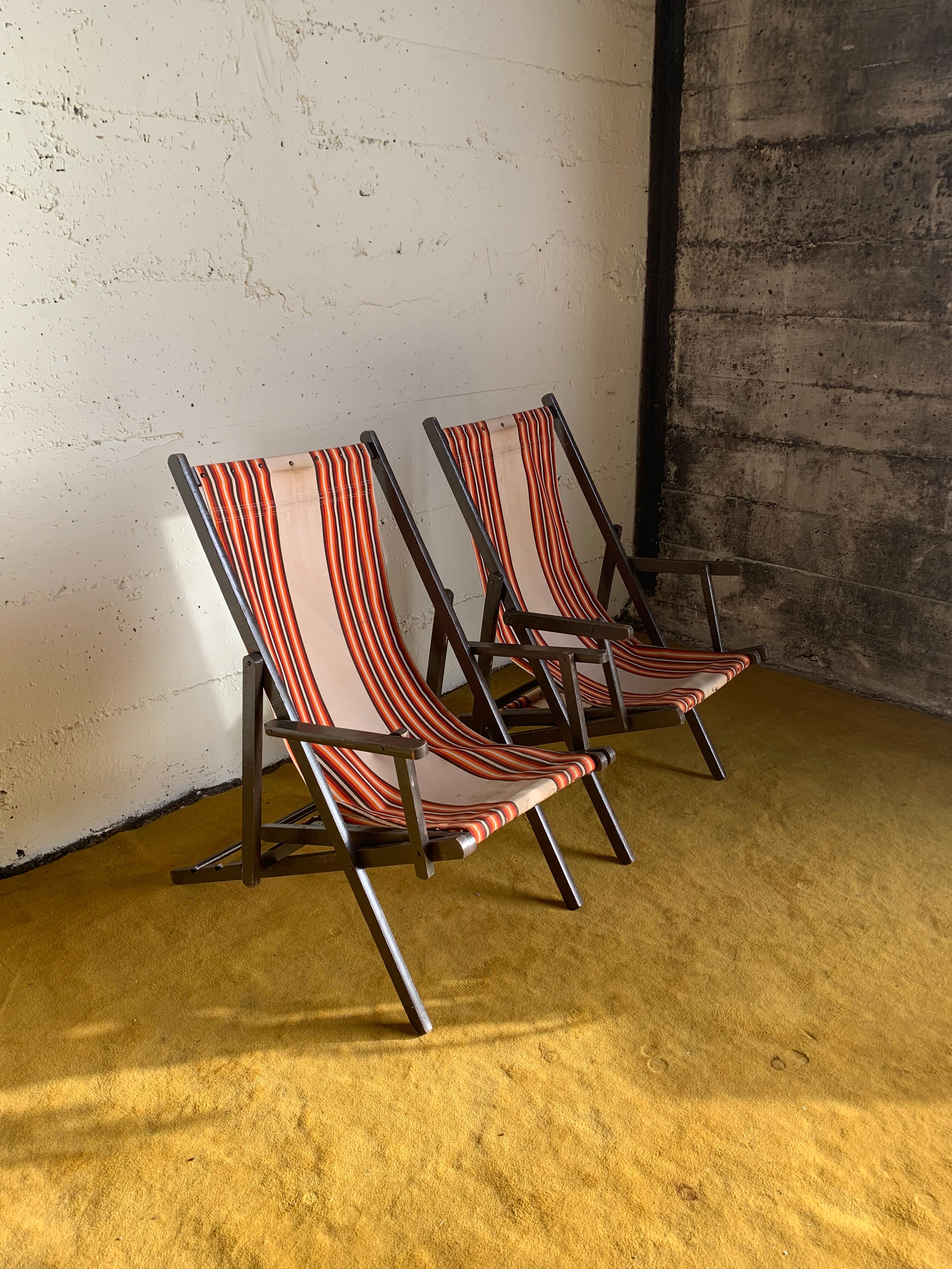 Pair of deck chairs