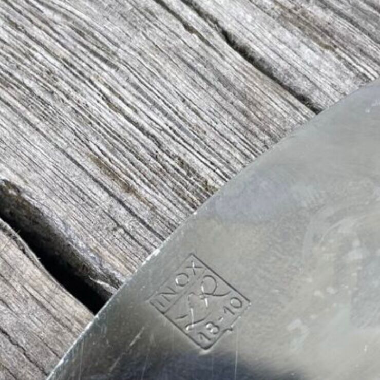 Compartmented stainless steel dish by Rémy Letang