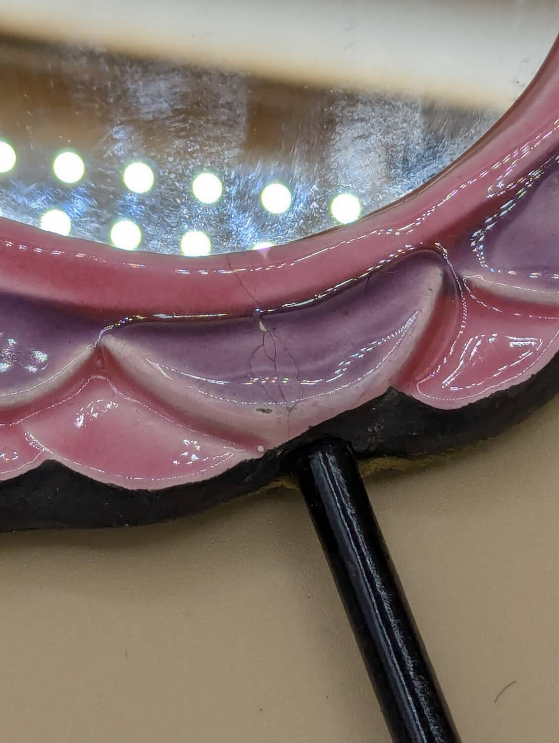 Mirror model anemones Mithe Espelt