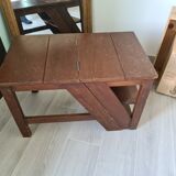 Library stepladder convertible into coffee table