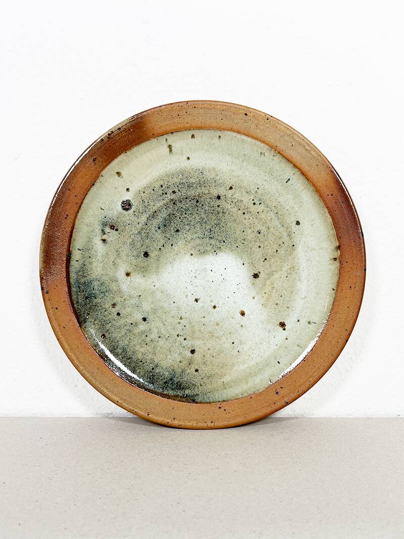 Ceramic plate signed Steen Kepp