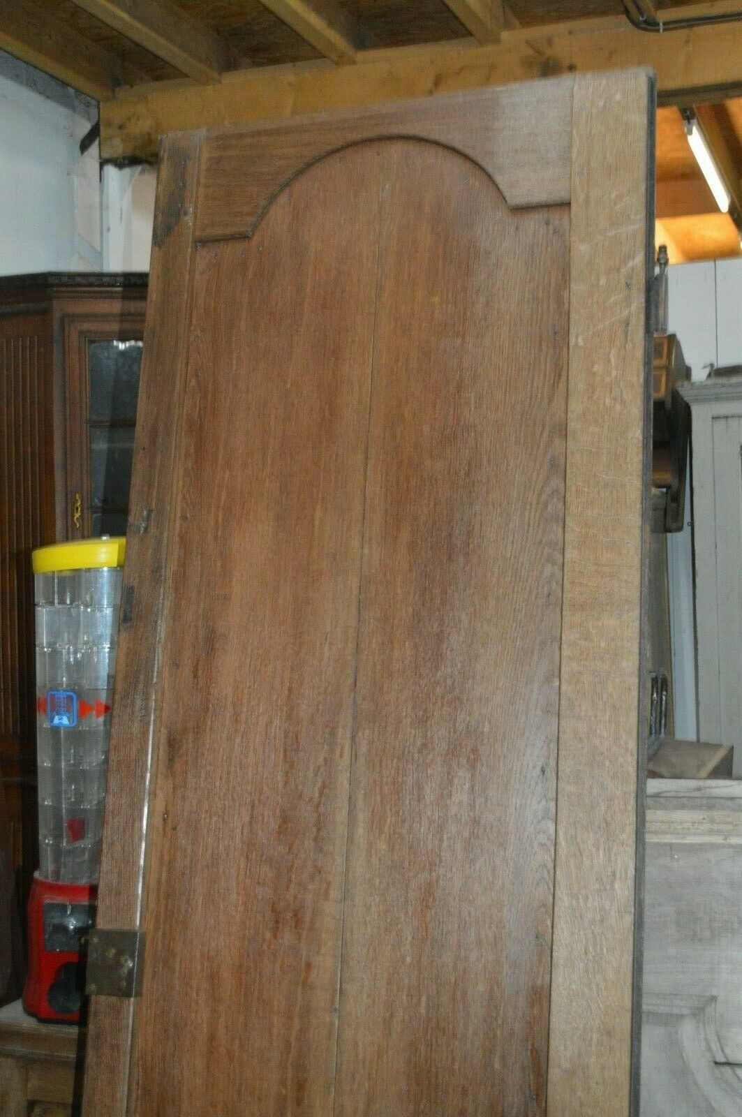 Oak communication door