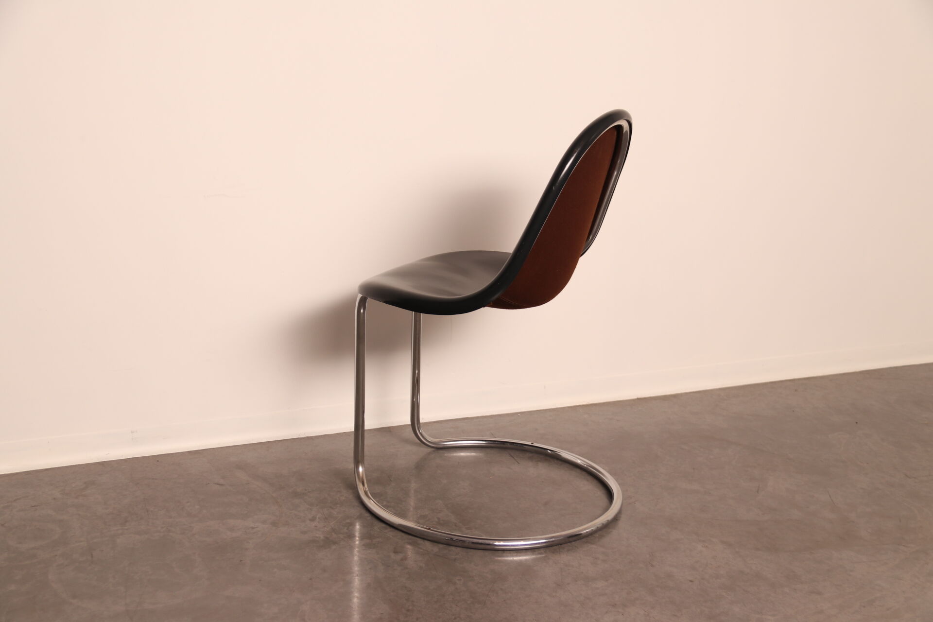 'Maia' chair in black designed by Giotto Stoppino  for Bernini - Italy - 1960's
