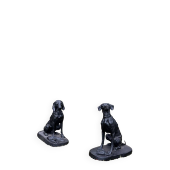 Pair of cast iron hunting dogs