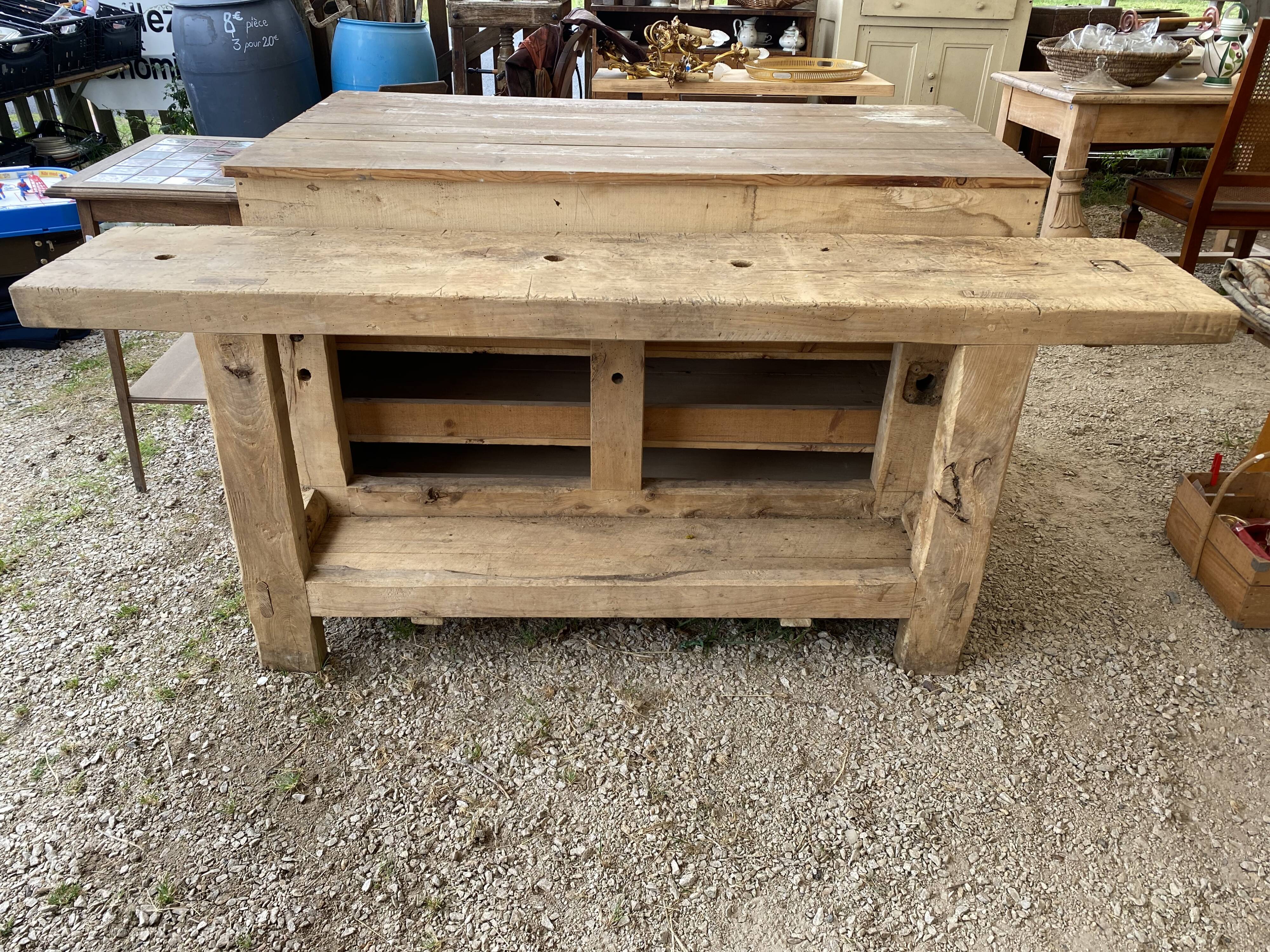 Carpenter's workbench
