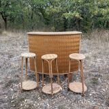 Bar and stools in rattan and chestnut