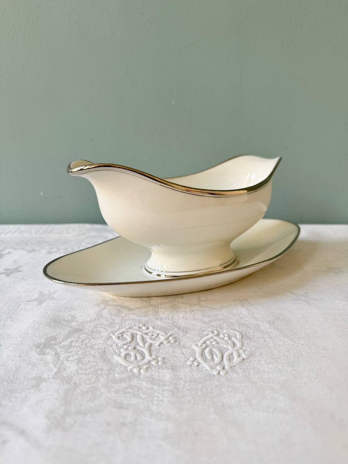 5 pieces of a 19th century Jules Vieillard porcelain service