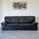 Canapé vintage Roche Bobois – modèle Soleil Noir – cuir noir patiné – 3 places