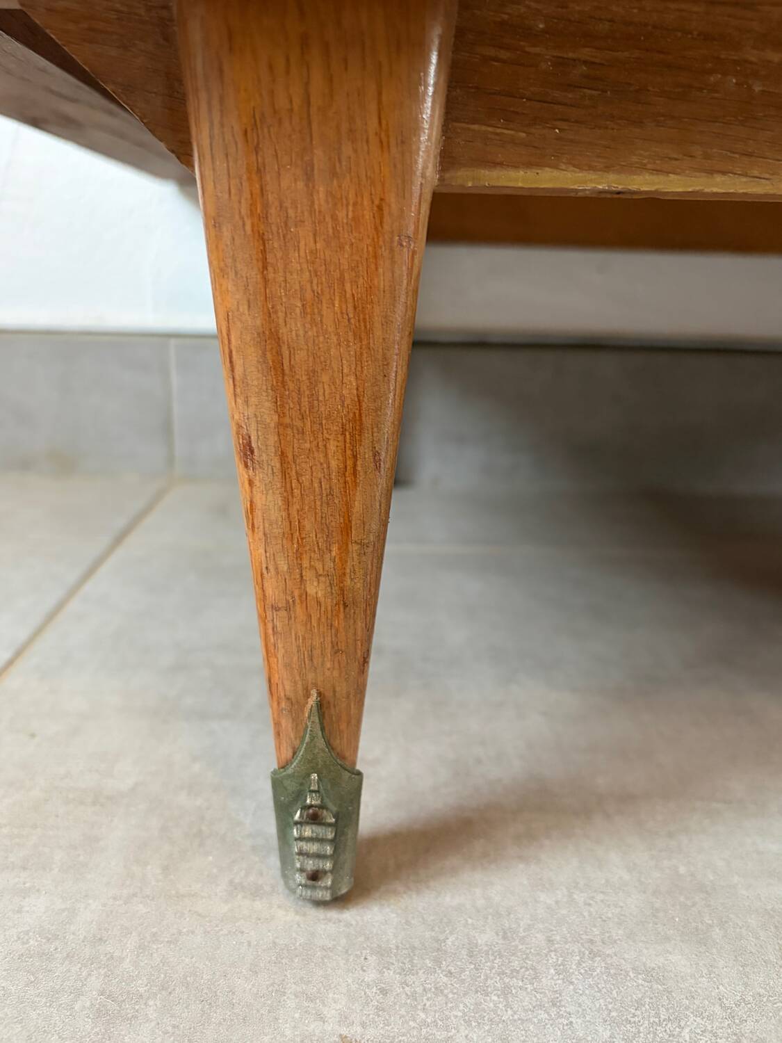 Vintage chest of drawers from the 1950s.