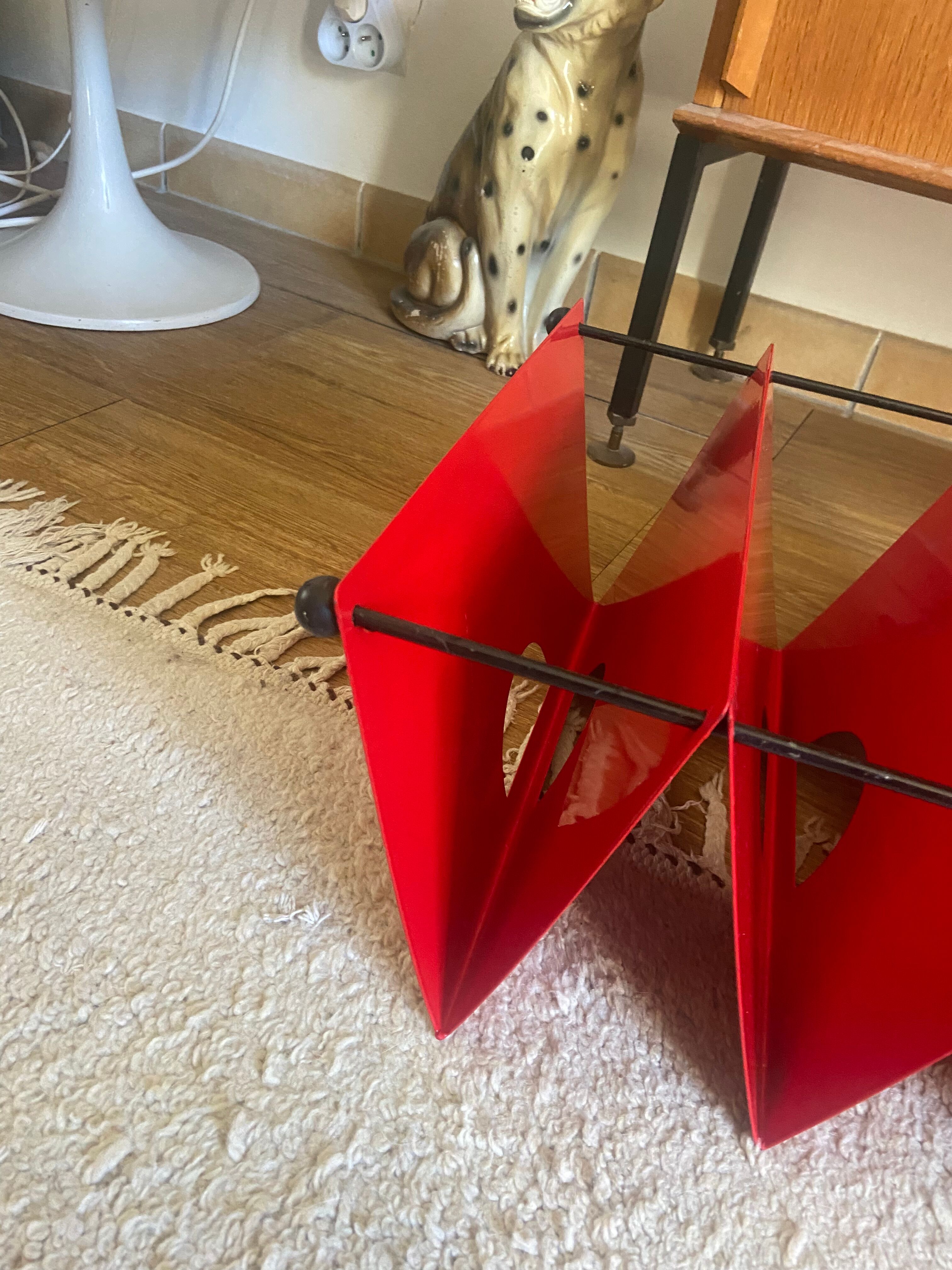 Metal magazine holders from the 80s