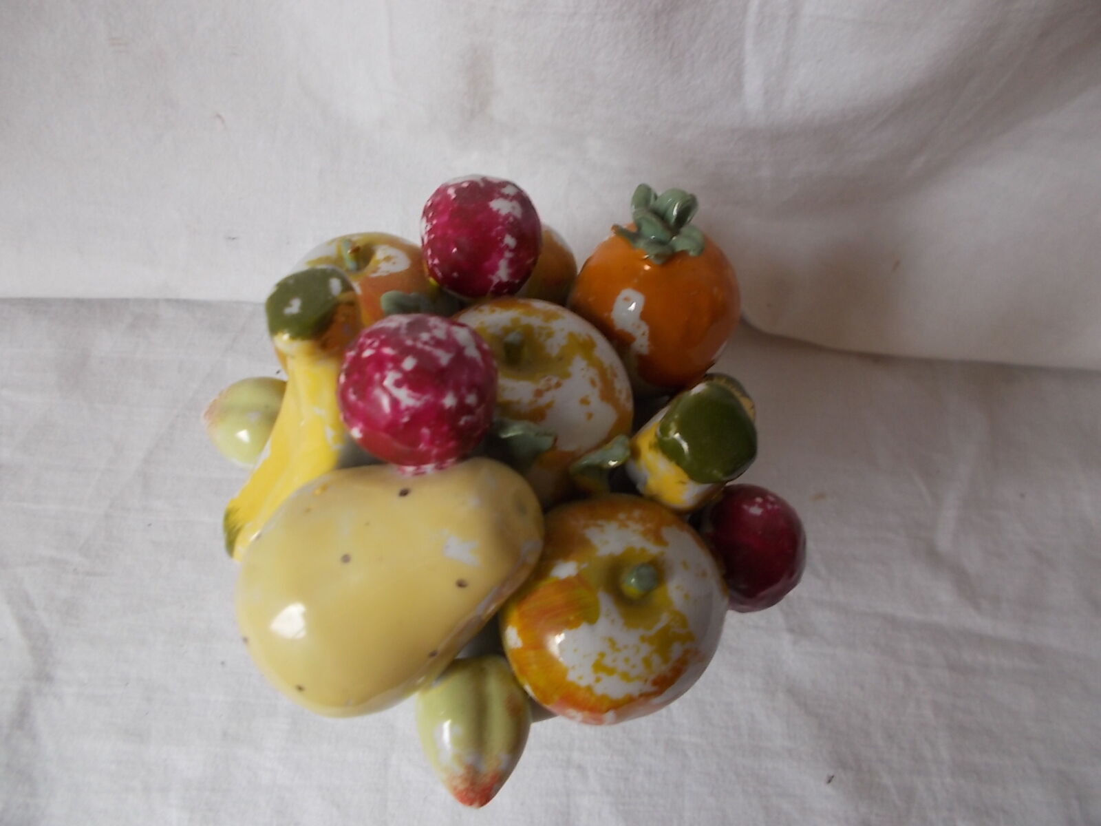 Fruit bowl trompe l'œil in earthenware