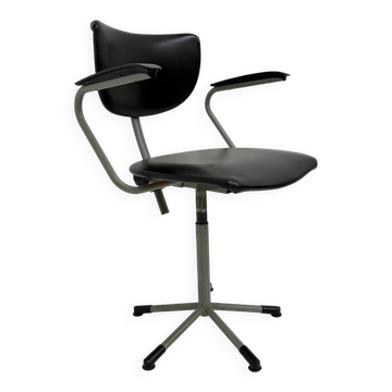 Mid-century 3311 desk chair by Toon de Wit for Gebroeders de Wit, 1960s
