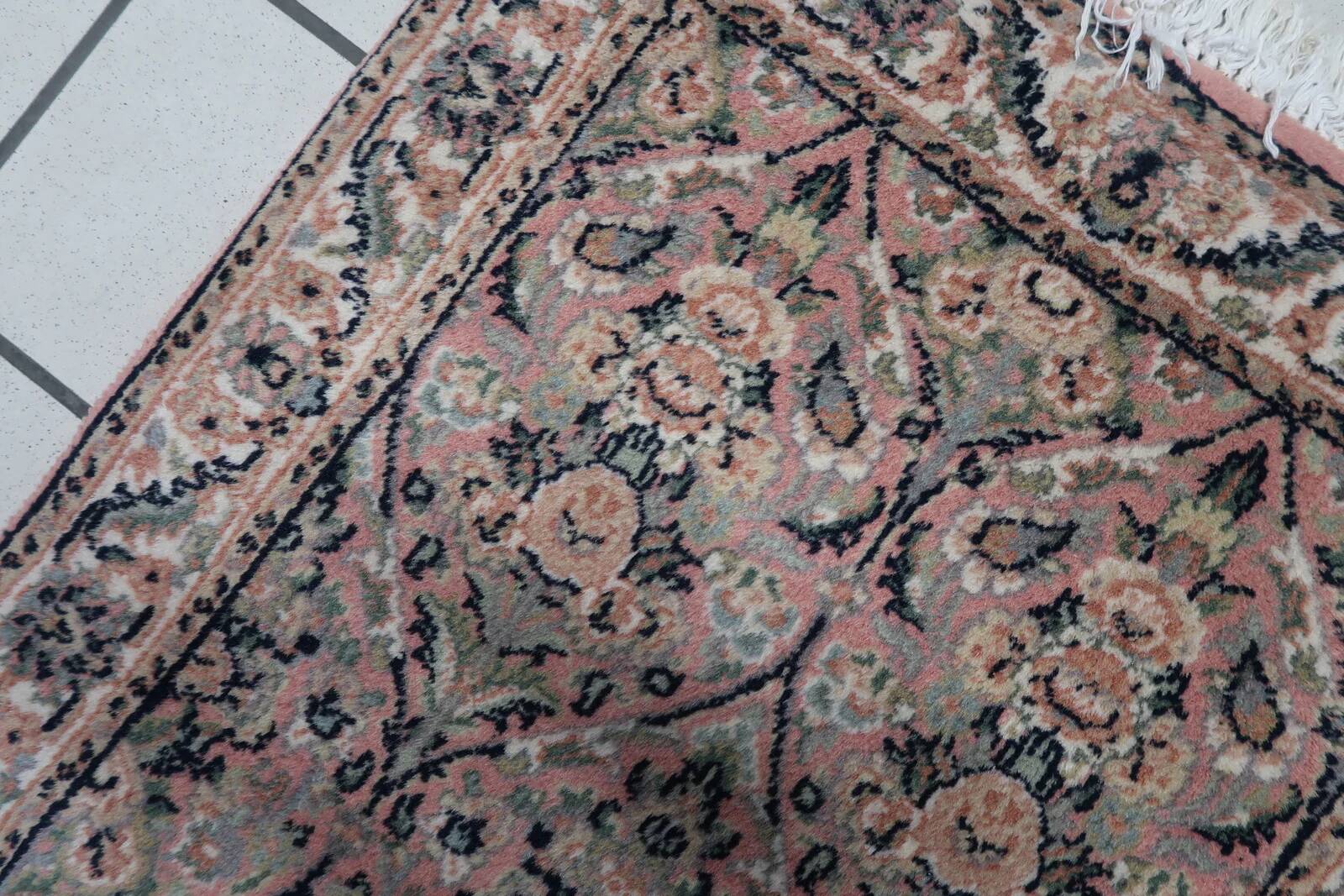 Handmade vintage Persian Kerman rug  61cm x 97cm 1950s
