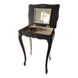 Table de toilette